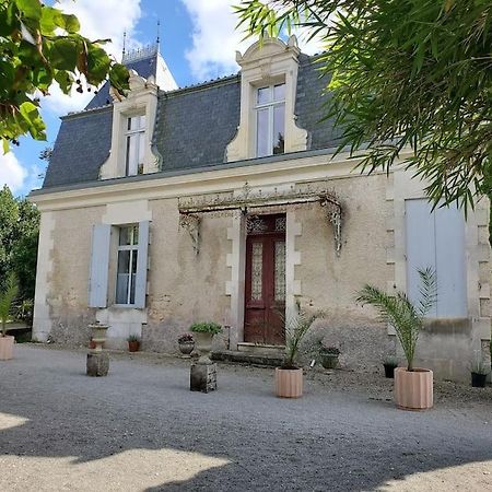 La Grelauderie 8 Apartman Saintes Kültér fotó