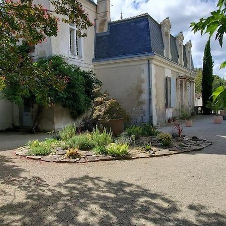 La Grelauderie 8 Apartman Saintes Kültér fotó